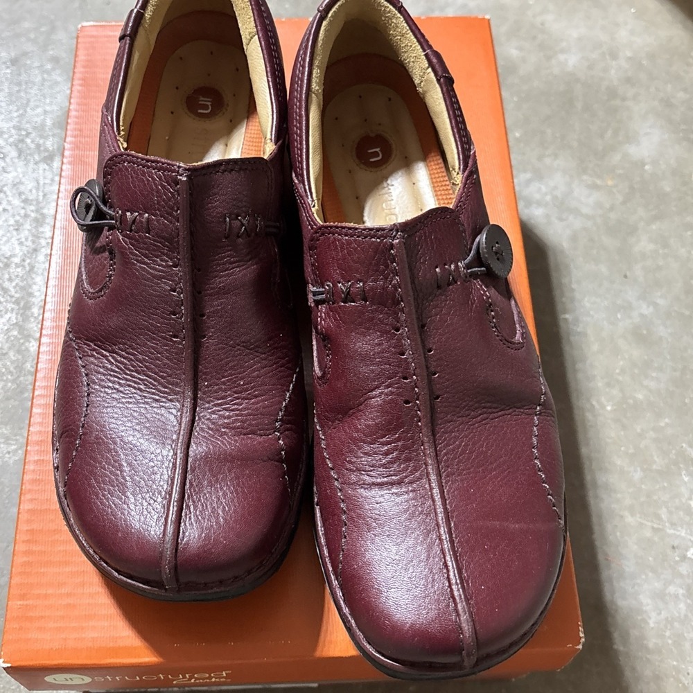 Clarks Shoes Womens 7.5 N Loafer Burgundy Leather Slip On Round Toe Comfort